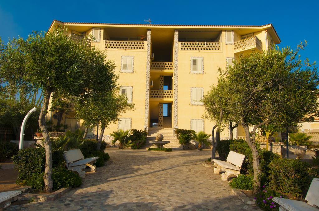 Residence Sicilia Mare- casa vacanza Scoglitti Exterior foto